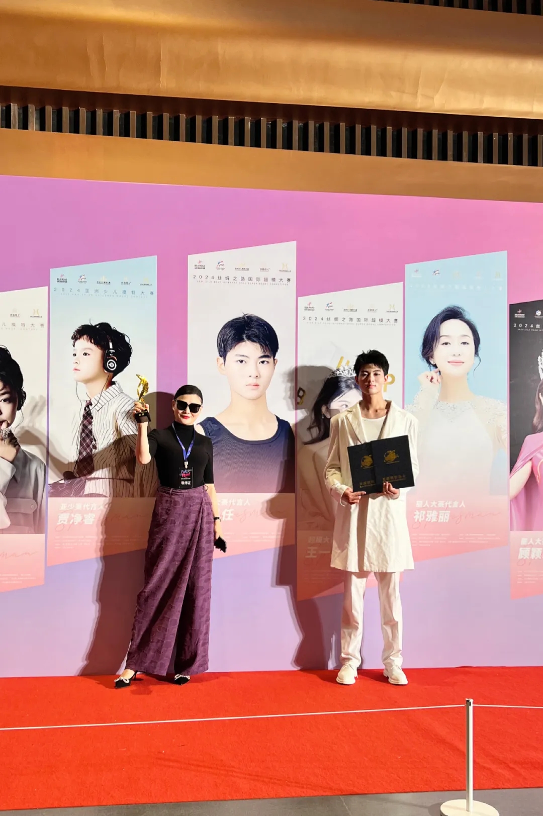 人物專訪|朱泓任：璀璨新星，逐夢時尚