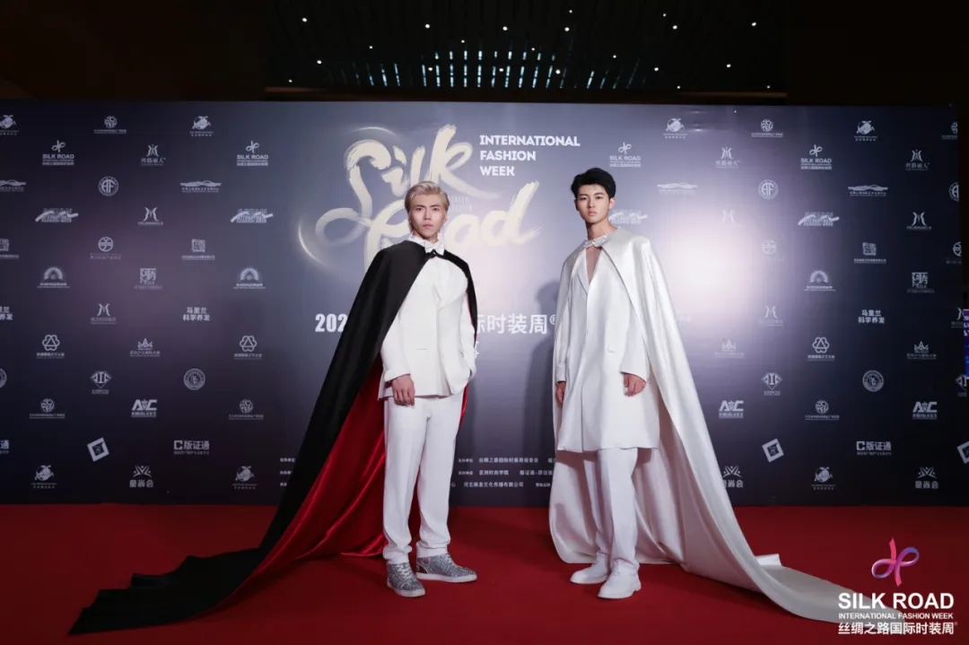 人物專訪|朱泓任：璀璨新星，逐夢時尚